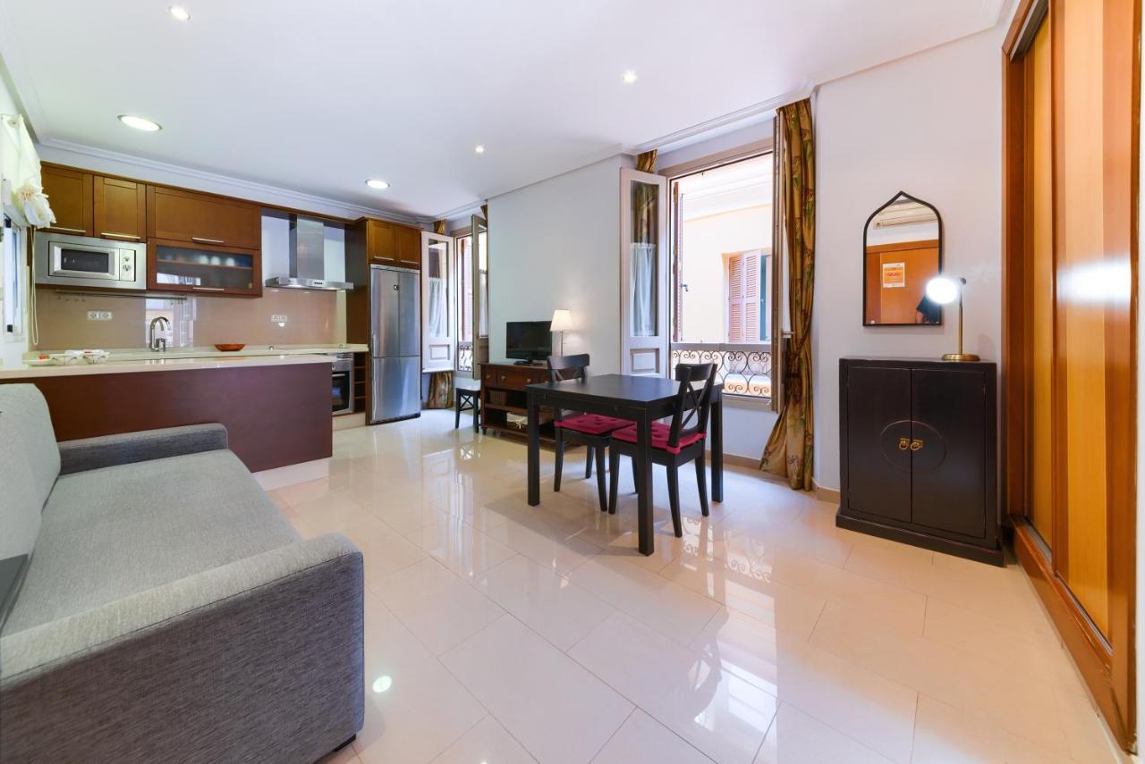 Holidays2Malaga Lazcano High Wifi & French Balcony Exteriör bild