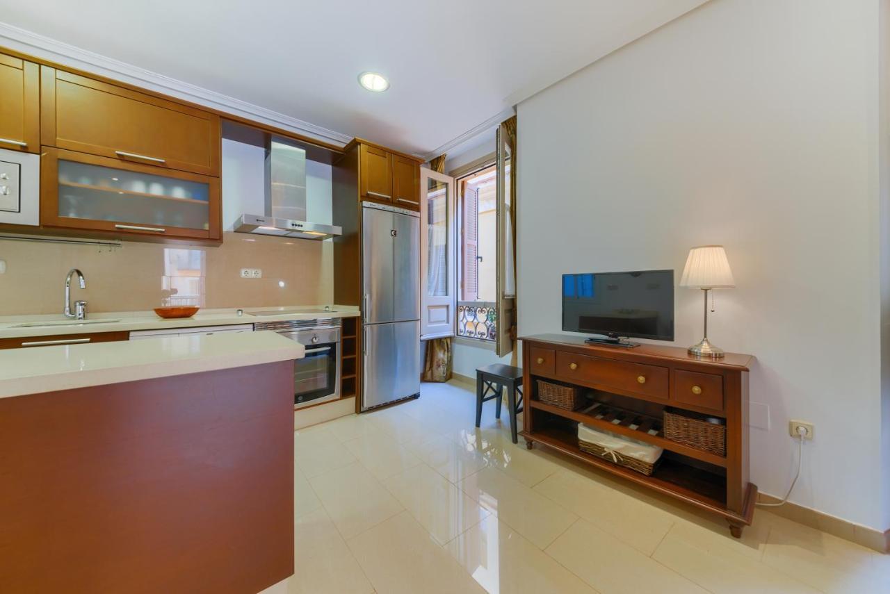 Holidays2Malaga Lazcano High Wifi & French Balcony Exteriör bild